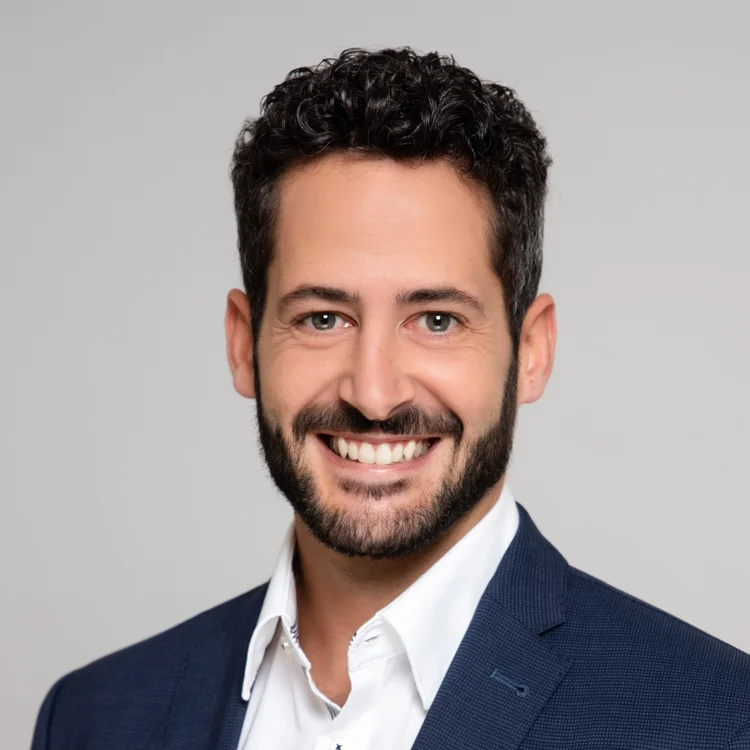 Alexander Stern — Gründer & Geschäftsführer